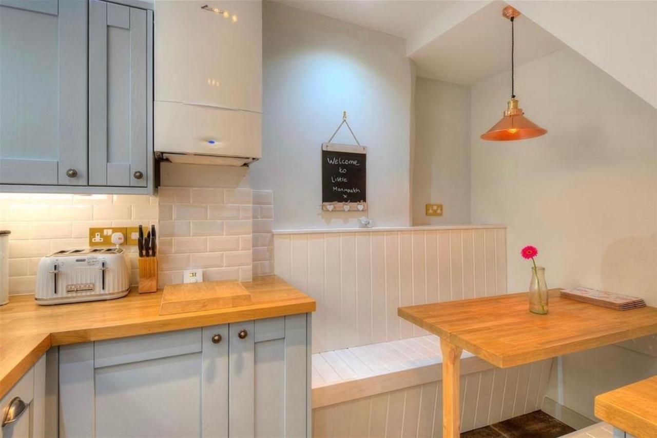 Little Monmouth 4 Bedroom Cottage, Old Town Lyme Regis, Dog Friendly And Parking Dış mekan fotoğraf